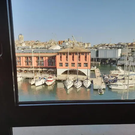 Bilocale Vista Mare Con Terrazzo-porto Antico- Parcheggio Scontato Genoa