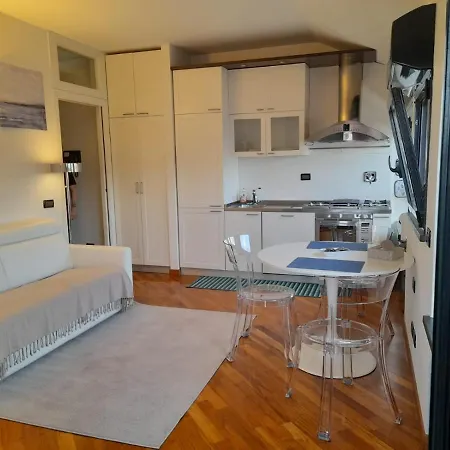 Apartment Bilocale Vista Mare Con Terrazzo-porto Antico- Parcheggio Scontato