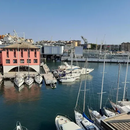Bilocale Vista Mare Con Terrazzo-porto Antico- Parcheggio Scontato Genoa