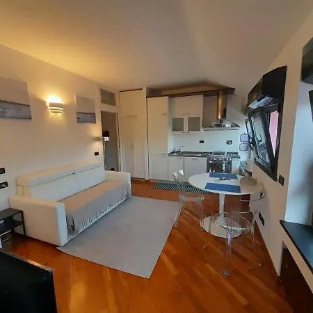 Apartment Bilocale Vista Mare Con Terrazzo-porto Antico- Parcheggio Scontato Genoa